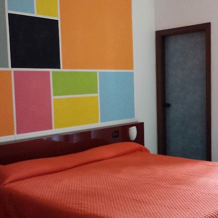 Hotel Annabelle อีสเกีย ภายนอก รูปภาพ