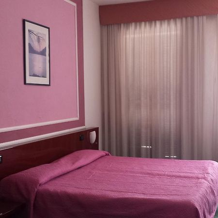 Hotel Annabelle อีสเกีย ภายนอก รูปภาพ